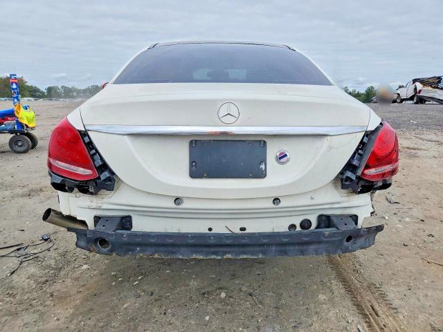 Продажа на аукционе авто 2015 Mercedes-benz C, vin: 55SWF4KBXFU064439, номер лота: 71184156
