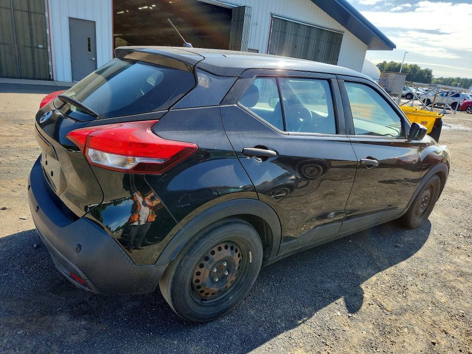 68616706 :رقم المزاد ، 3N1CP5BVXLL486597 vin ، 2020 Nissan Kicks مزاد بيع