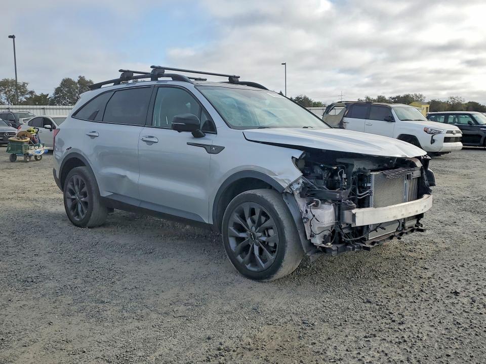 70145056 :رقم المزاد ، 5XYRKDLF0NG075484 vin ، 2022 Kia Sorento مزاد بيع