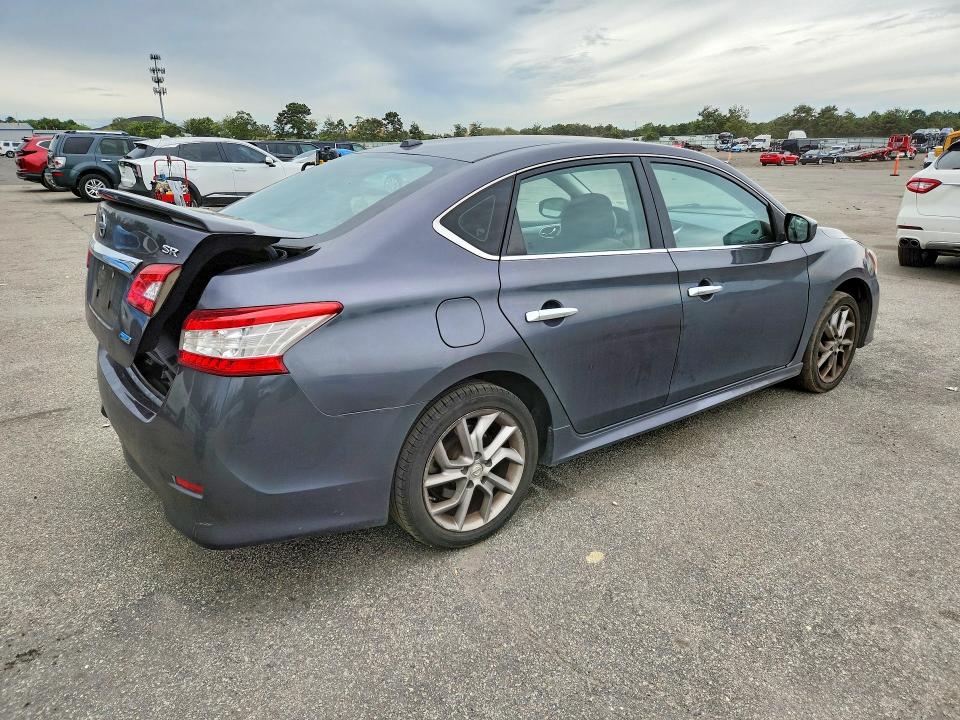 2014 Nissan Sentra მანქანა იყიდება აუქციონზე, vin: 3N1AB7AP7EY283113, აუქციონის ნომერი: 70615606