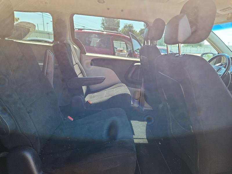 69108786 :رقم المزاد ، 2A4RR5DG9BR636985 vin ، 2011 Chrysler Town & Country مزاد بيع