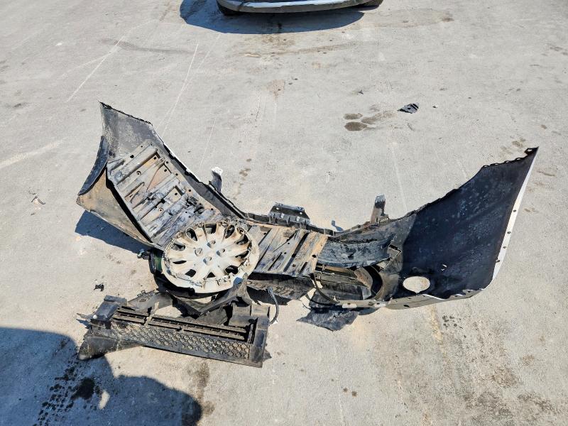 68968686 :رقم المزاد ، 3N1CE2CP4FL419048 vin ، 2015 Nissan Versa Note مزاد بيع