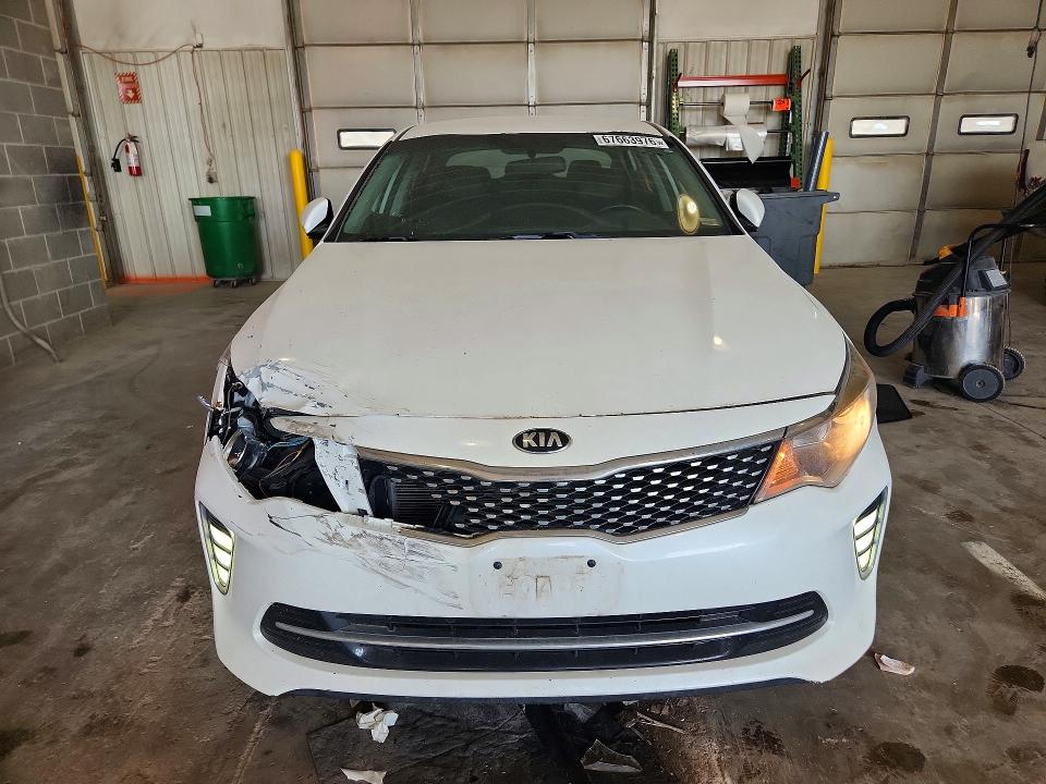 Продажа на аукционе авто 2018 Kia Optima, vin: 5XXGT4L30JG202632, номер лота: 67663976