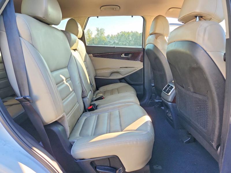 2017 Kia Sorento მანქანა იყიდება აუქციონზე, vin: 5XYPHDA57HG234988, აუქციონის ნომერი: 68157706