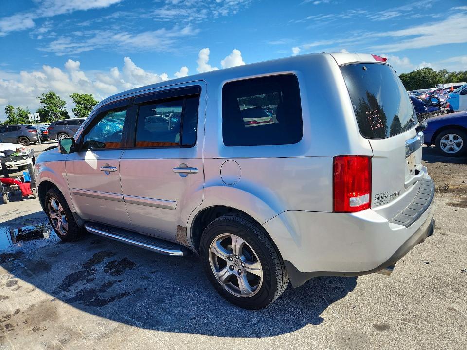 69691996 :رقم المزاد ، 5FNYF3H57CB019170 vin ، 2012 Honda Pilot مزاد بيع