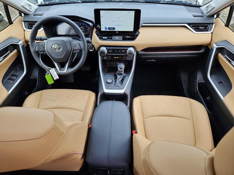 Продажа на аукционе авто 2025 Toyota Rav4, vin: JTMN1RFV9SJ045686, номер лота: 69146476