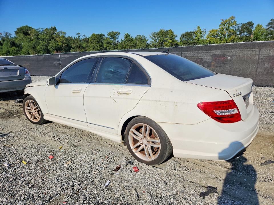 Продажа на аукционе авто 2014 Mercedes-benz C, vin: WDDGF4HB4EA965994, номер лота: 68642666