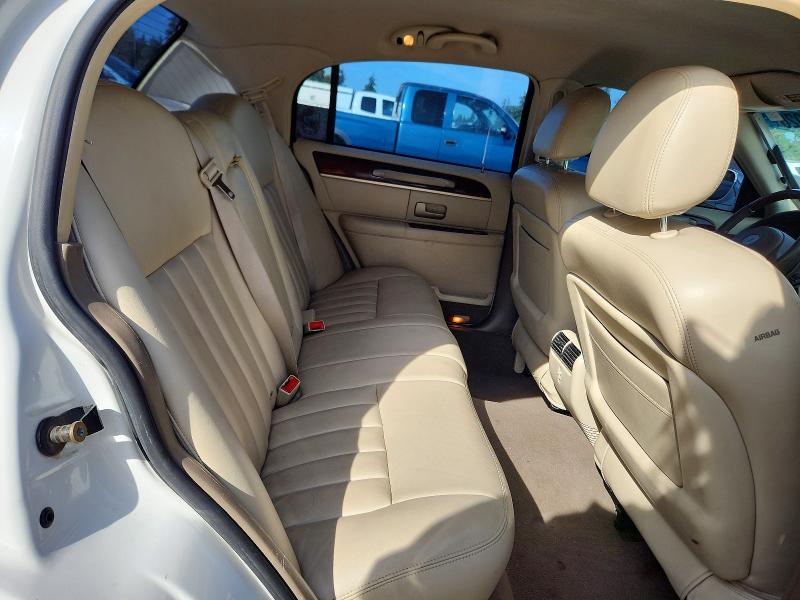 Aukcja sprzedaży 2003 Lincoln Town Car, vin: 1LNHM82W43Y661295, numer aukcji: 69160926