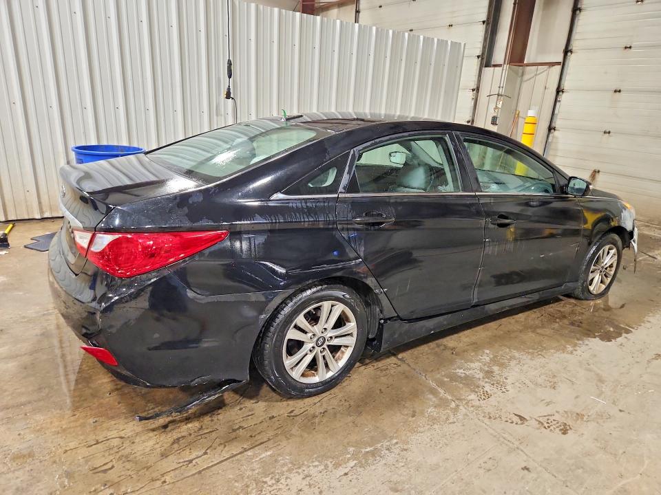 2014 Hyundai Sonata მანქანა იყიდება აუქციონზე, vin: 5NPEB4AC1EH946585, აუქციონის ნომერი: 68606576