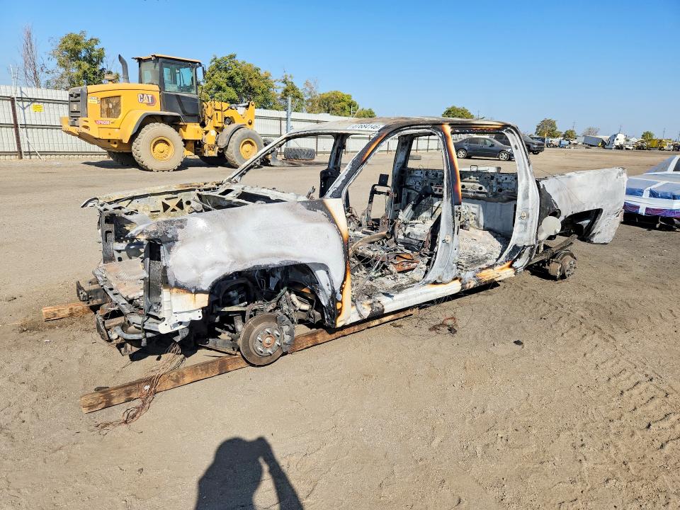2018 Chevrolet Silverado მანქანა იყიდება აუქციონზე, vin: 3GCUKREC5JG179121, აუქციონის ნომერი: 67684146