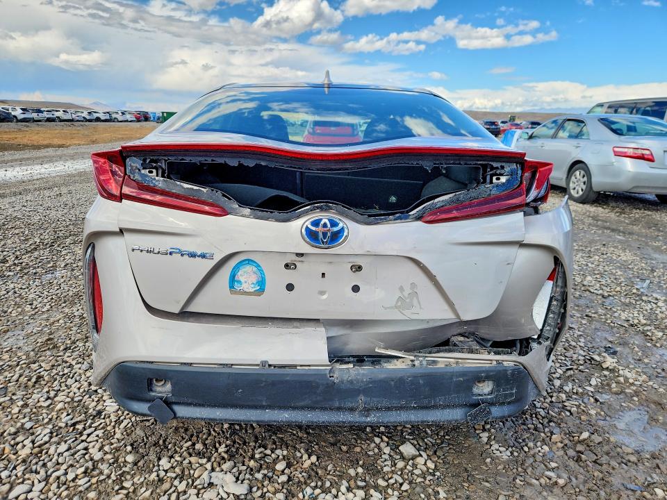Продажа на аукционе авто 2017 Toyota Prius Prime, vin: JTDKARFP8H3021008, номер лота: 69231666