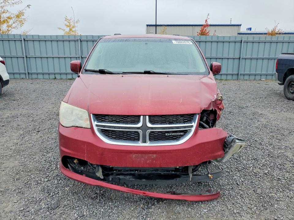 70882876 :رقم المزاد ، 2D4RN5DG1BR709870 vin ، 2011 Dodge Grand Caravan مزاد بيع