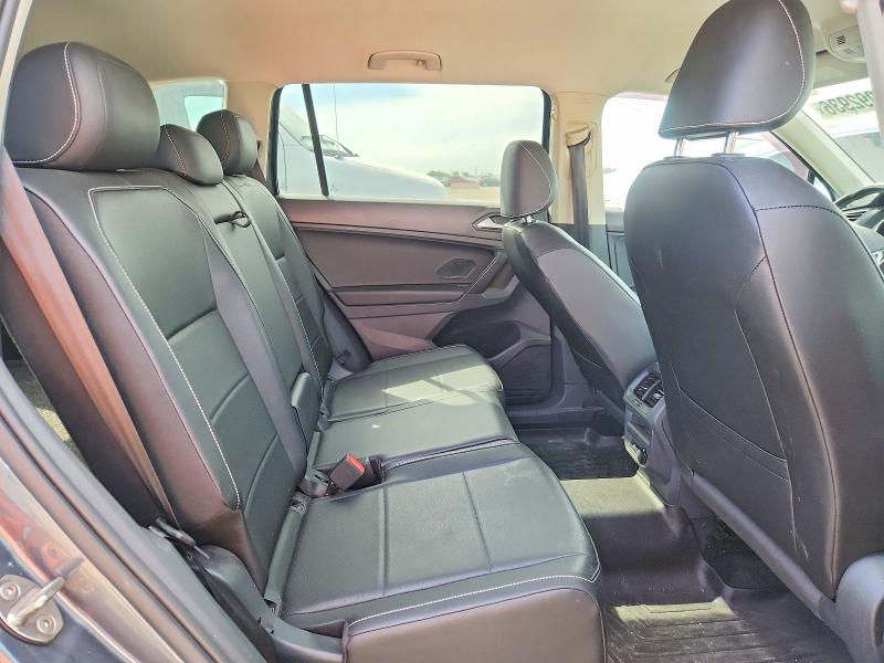 68092936 :رقم المزاد ، 3VV2B7AXXMM142965 vin ، 2021 Volkswagen Tiguan مزاد بيع