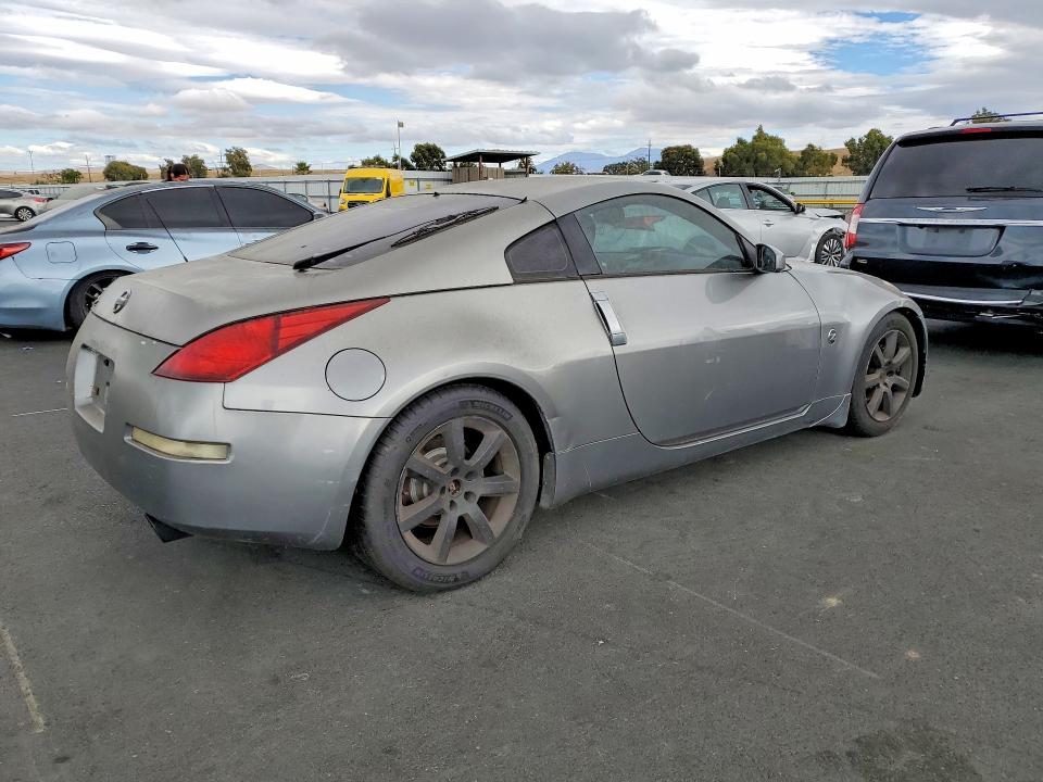 2003 Nissan 350z მანქანა იყიდება აუქციონზე, vin: JN1AZ34E73T018132, აუქციონის ნომერი: 68014846