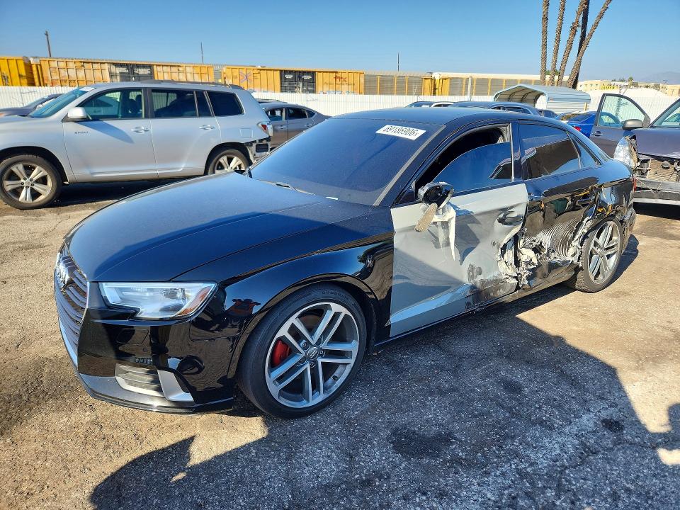 69186906 :رقم المزاد ، WAUAUGFF7LA104865 vin ، 2020 Audi A3 مزاد بيع