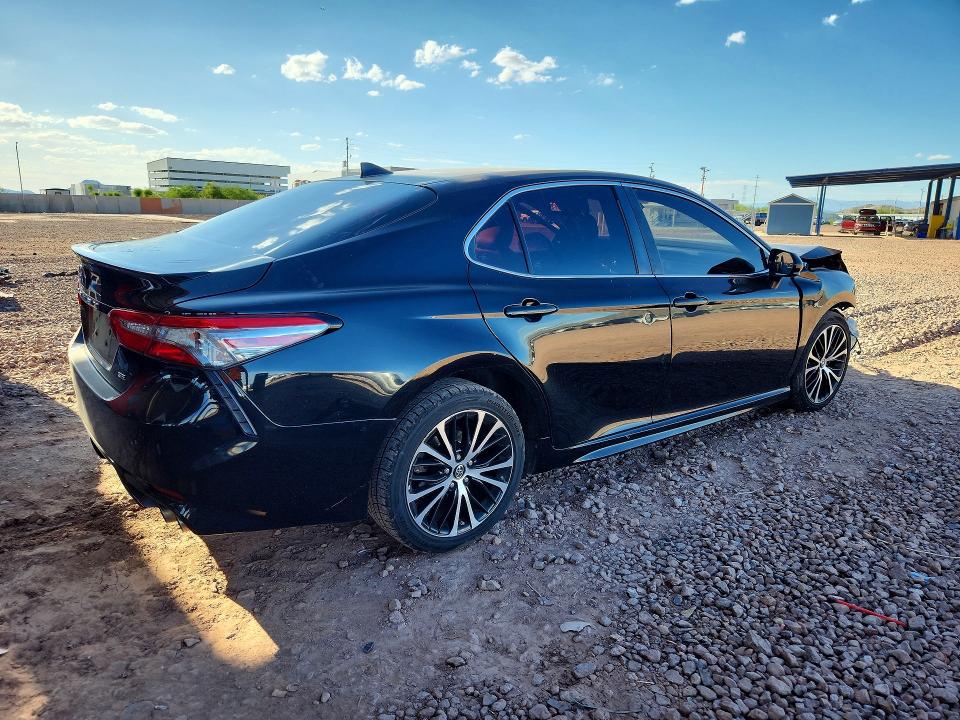 2019 Toyota Camry მანქანა იყიდება აუქციონზე, vin: 4T1B11HK6KU184255, აუქციონის ნომერი: 69746176