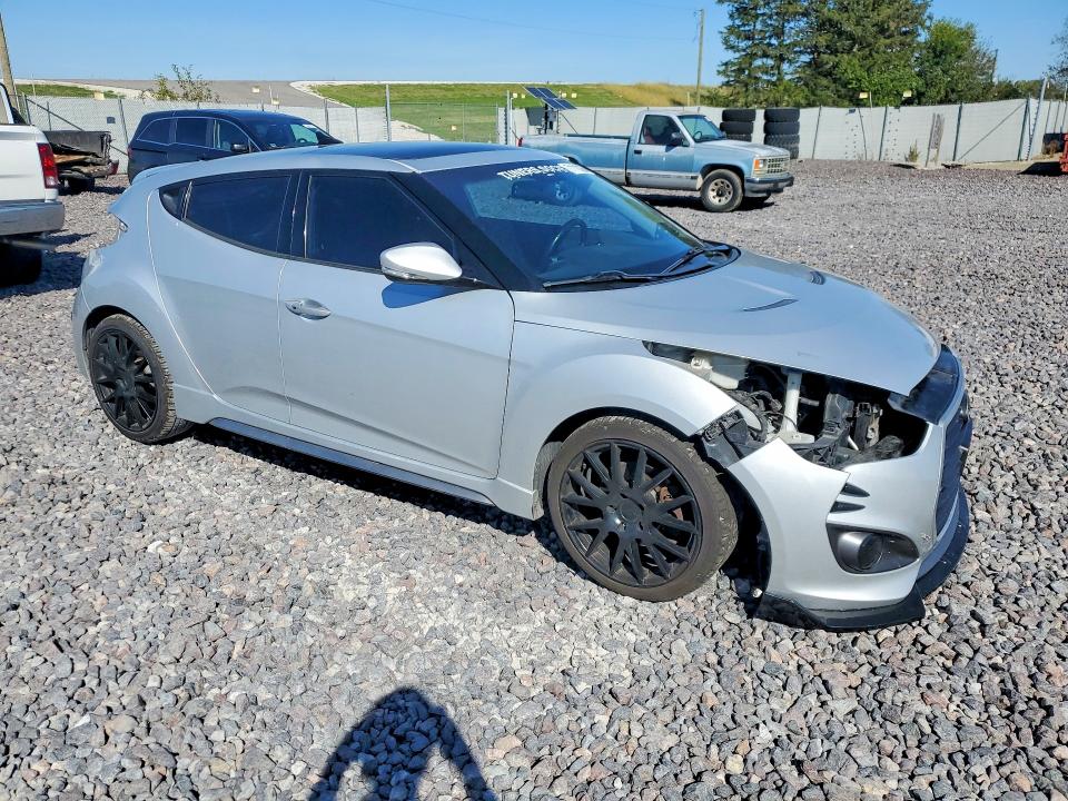2015 Hyundai Veloster მანქანა იყიდება აუქციონზე, vin: KMHTC6AE9FU239724, აუქციონის ნომერი: 71110296