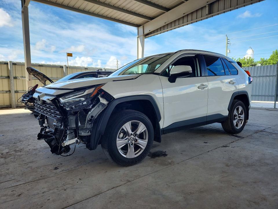 68872466 :رقم المزاد ، 2T3W1RFV3RW335101 vin ، 2024 Toyota Rav4 مزاد بيع