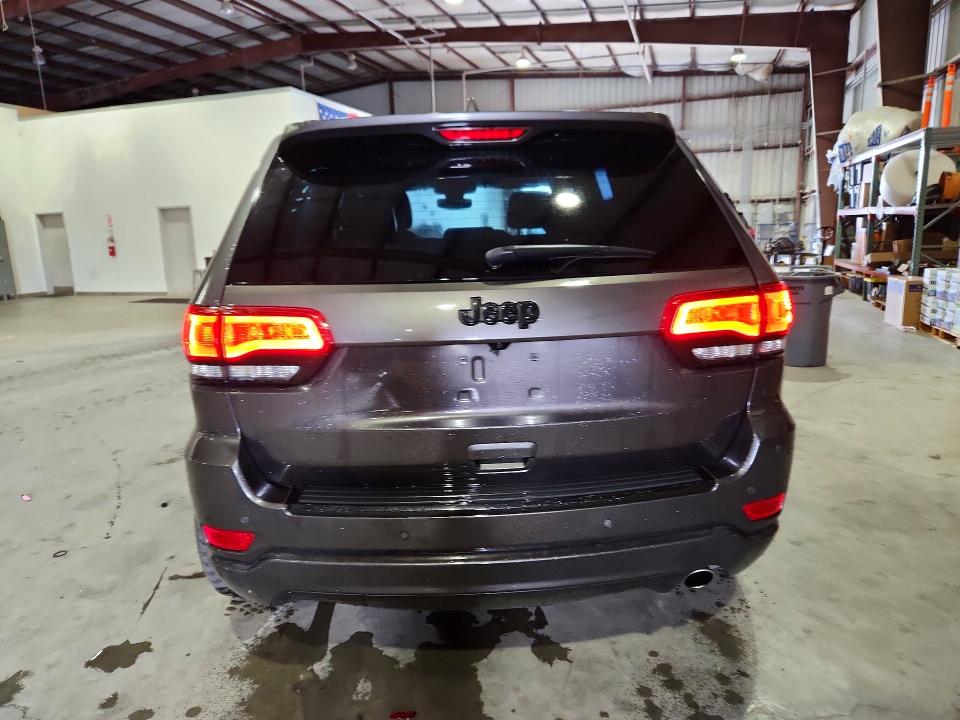 70245556 :رقم المزاد ، 1C4RJEAG7JC442626 vin ، 2018 Jeep Grand Cherokee مزاد بيع