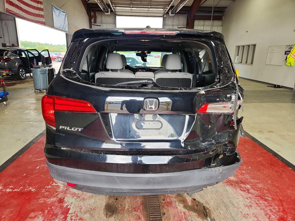 Продаж на аукціоні авто 2018 Honda Pilot, vin: 5FNYF5H68JB027182, номер лоту: 67241226