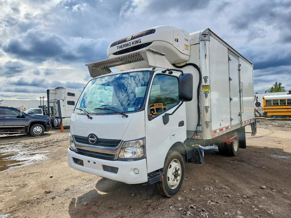 64573396 :رقم المزاد ، JHHRDM2H7LK010780 vin ، 2020 Hino 195 مزاد بيع