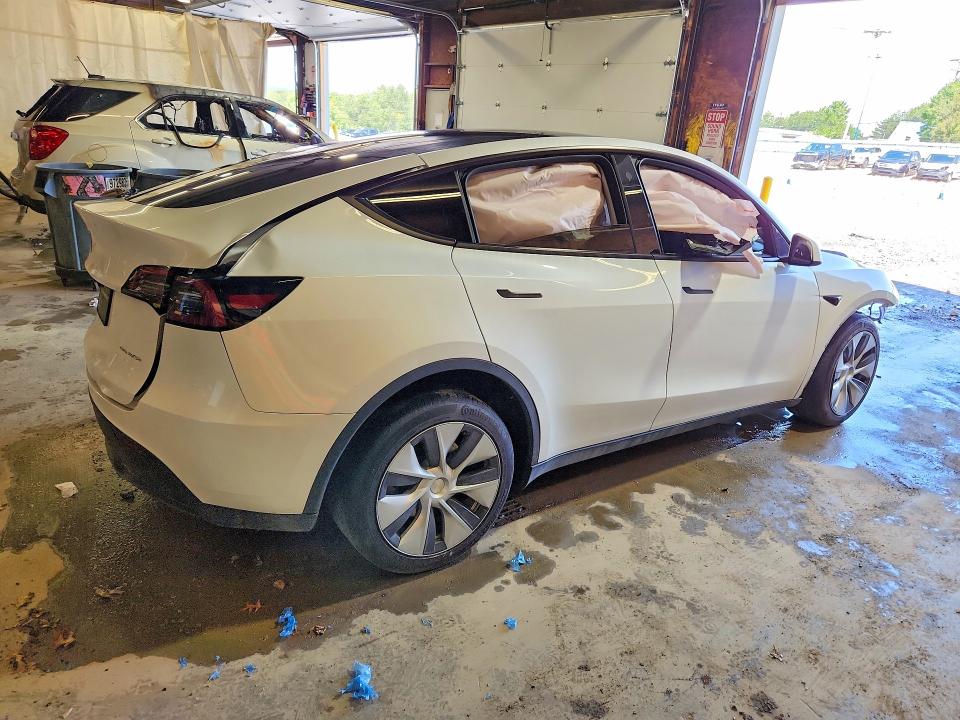 Продаж на аукціоні авто 2023 Tesla Model Y, vin: 7SAYGDEE5PF788640, номер лоту: 65759886