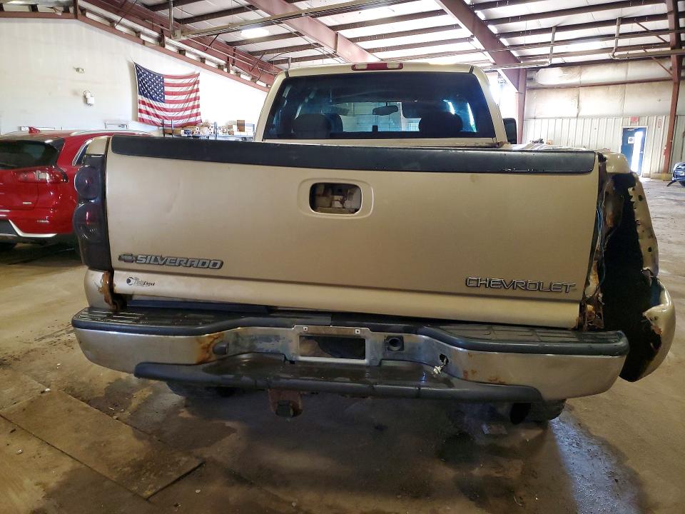 2004 Chevrolet Silverado მანქანა იყიდება აუქციონზე, vin: 1GCHC29U54E350423, აუქციონის ნომერი: 68798196