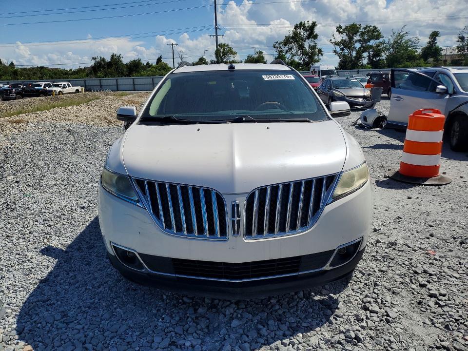 2013 Lincoln Mkx მანქანა იყიდება აუქციონზე, vin: 2LMDJ6JK0DBL32834, აუქციონის ნომერი: 68739176