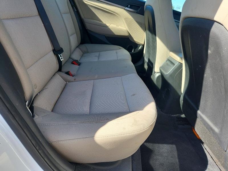 68074256 :رقم المزاد ، 5NPD84LF0JH224665 vin ، 2018 Hyundai Elantra مزاد بيع