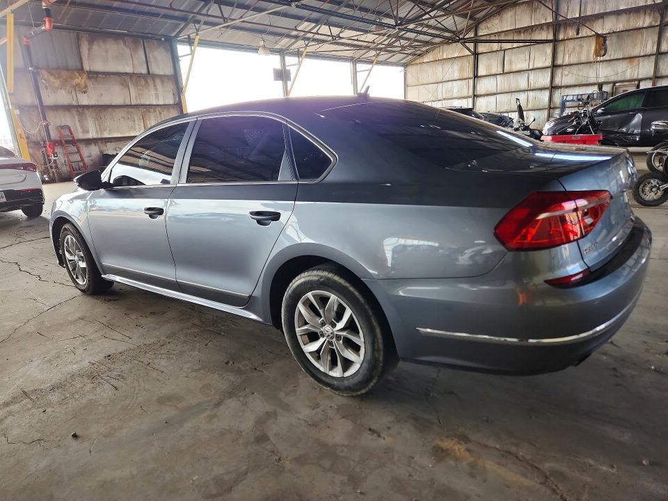 69179416 :رقم المزاد ، 1VWAT7A31GC064437 vin ، 2016 Volkswagen Passat مزاد بيع