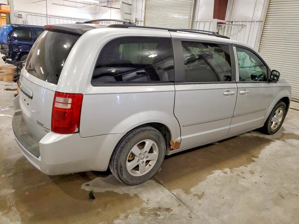 68435976 :رقم المزاد ، 2D4RN5D12AR205399 vin ، 2010 Dodge Grand Caravan مزاد بيع