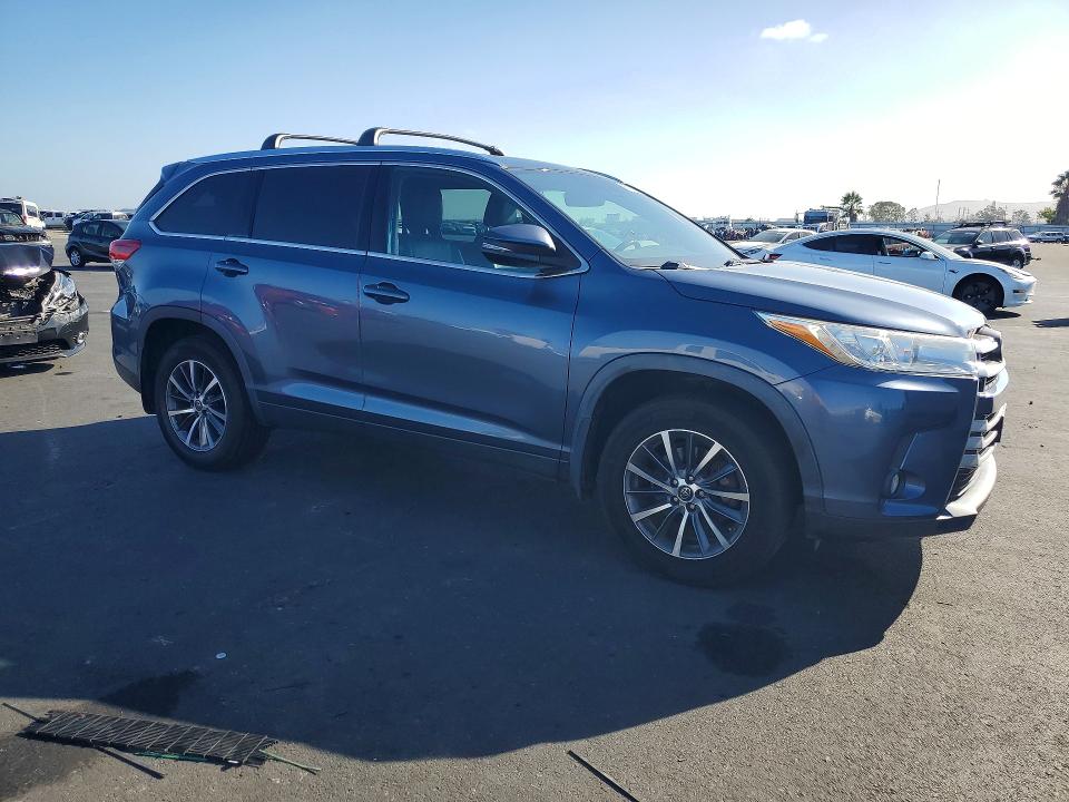Aukcja sprzedaży 2019 Toyota Highlander, vin: 5TDJZRFH8KS724692, numer aukcji: 68708006