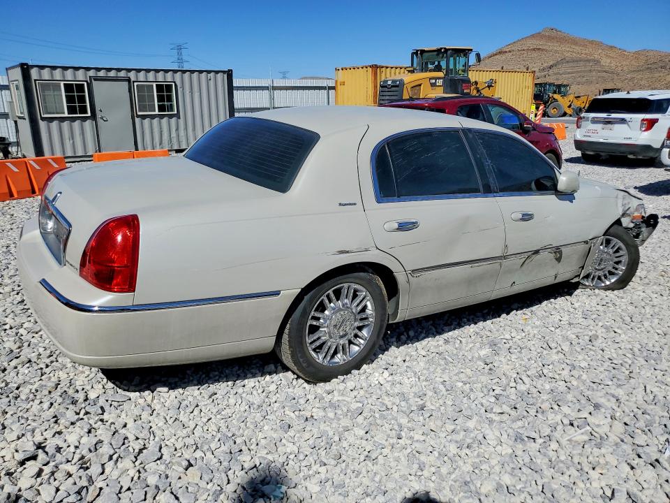 Aukcja sprzedaży 2007 Lincoln Town Car, vin: 1LNHM81W37Y611477, numer aukcji: 67221356