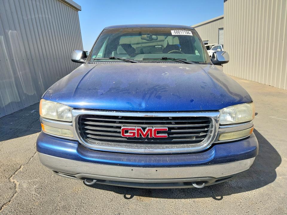 68817156 :رقم المزاد ، 2GTEC19V721151152 vin ، 2002 Gmc New Sierra مزاد بيع