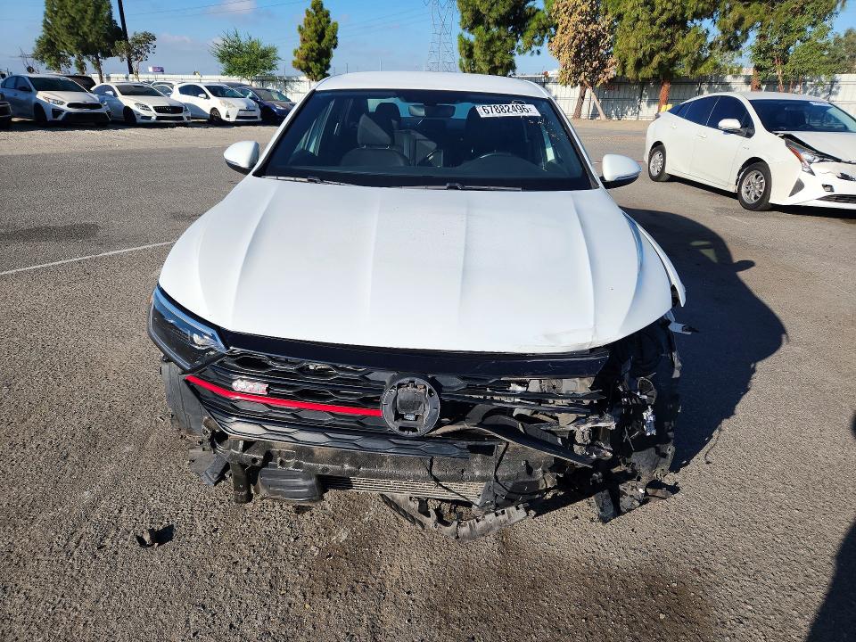 2021 Volkswagen Jetta მანქანა იყიდება აუქციონზე, vin: 3VW5T7BU4MM057257, აუქციონის ნომერი: 67882496