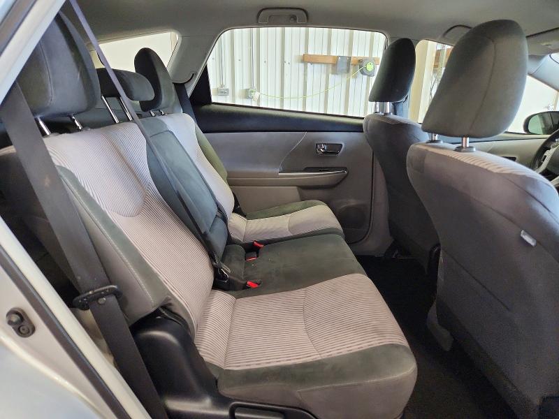 70250766 :رقم المزاد ، JTDZN3EUXFJ032981 vin ، 2015 Toyota Prius V مزاد بيع