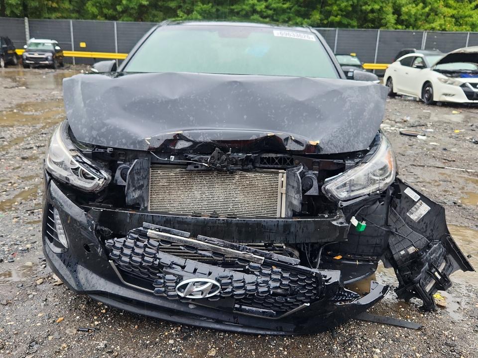 2018 Hyundai Elantra Gt მანქანა იყიდება აუქციონზე, vin: KMHH55LC0JU076136, აუქციონის ნომერი: 69633626