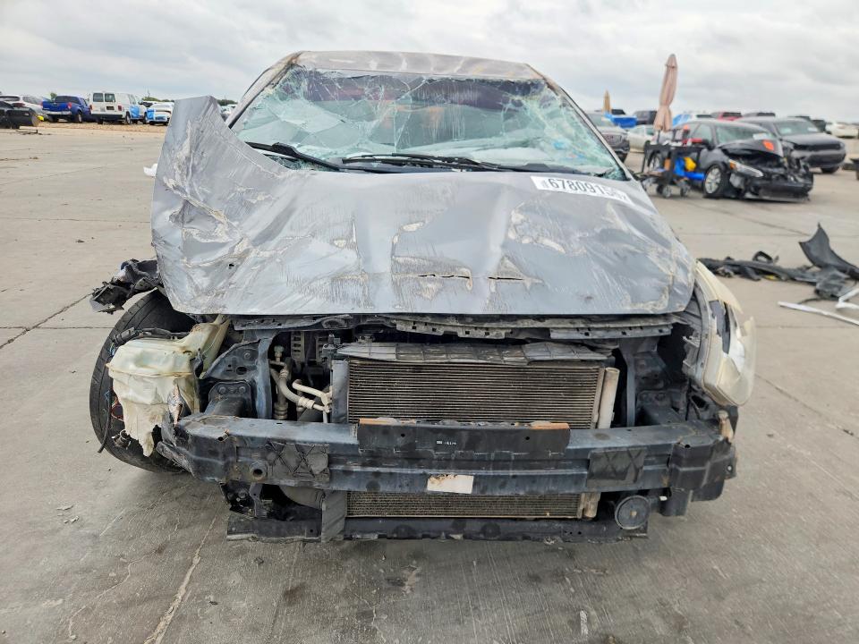 67809156 :رقم المزاد ، KMHCT4AE2DU555015 vin ، 2013 Hyundai Accent مزاد بيع