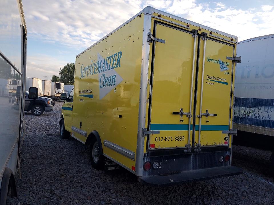 69063086 :رقم المزاد ، 1GB0G2CG4F1275779 vin ، 2015 Chevrolet Express G3500 مزاد بيع