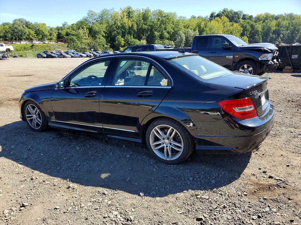 Продаж на аукціоні авто 2012 Mercedes-benz C, vin: WDDGF8BB2CR226136, номер лоту: 68068696