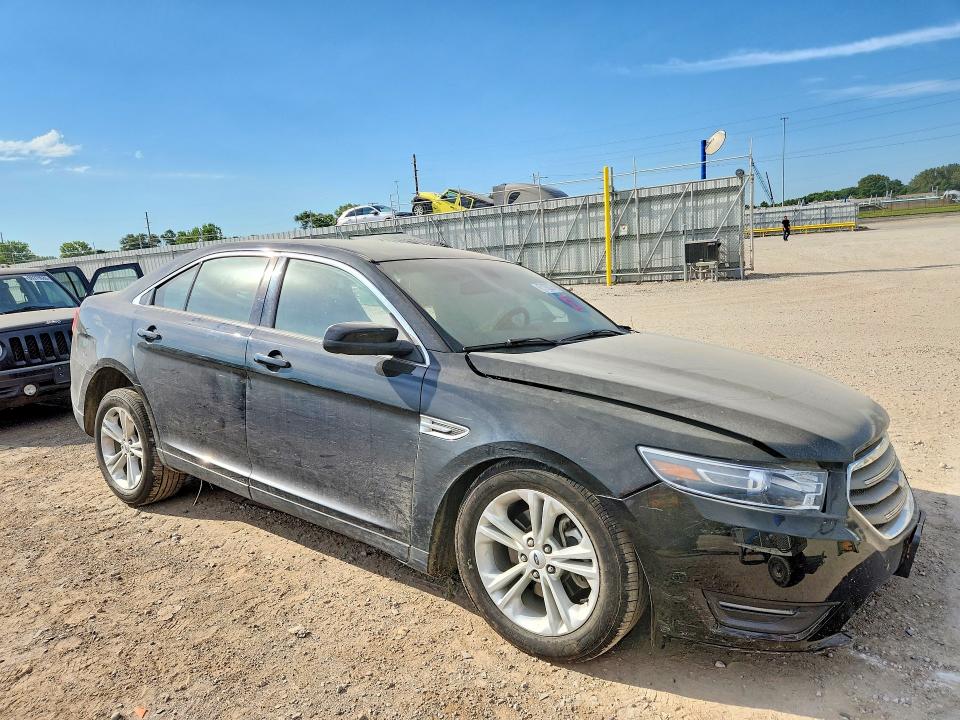 67192226 :رقم المزاد ، 1FAHP2E88JG125285 vin ، 2018 Ford Taurus مزاد بيع