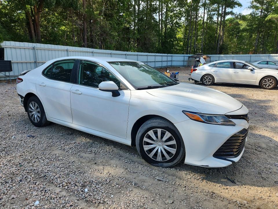 Продажа на аукционе авто 2019 Toyota Camry, vin: 4T1B11HK8KU737892, номер лота: 68025106