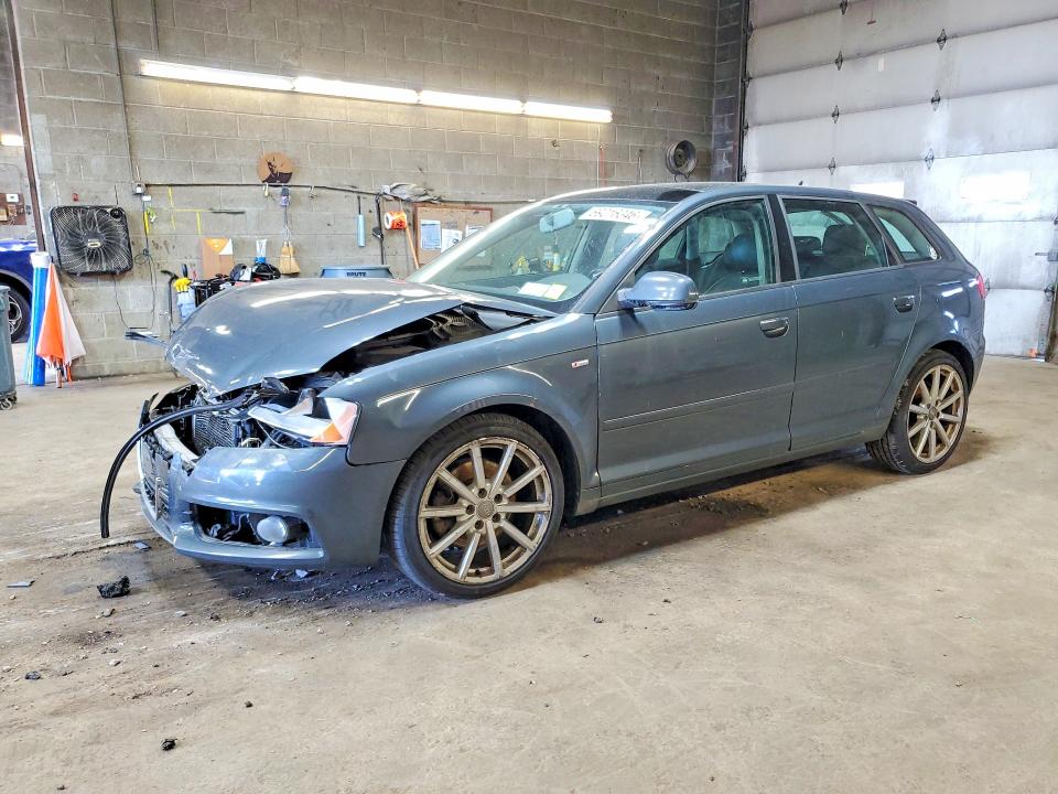 Продажа на аукционе авто 2011 Audi A3, vin: WAUBEAFM8BA032697, номер лота: 69216346