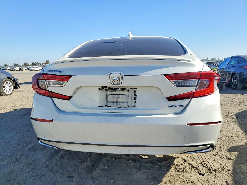 Продаж на аукціоні авто 2018 Honda Accord, vin: 1HGCV3F14JA010415, номер лоту: 69244146