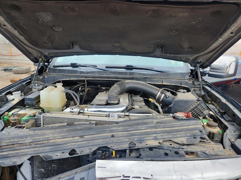 67013276 :رقم المزاد ، 1N6BA1F43HN508965 vin ، 2017 Nissan Titan Xd مزاد بيع