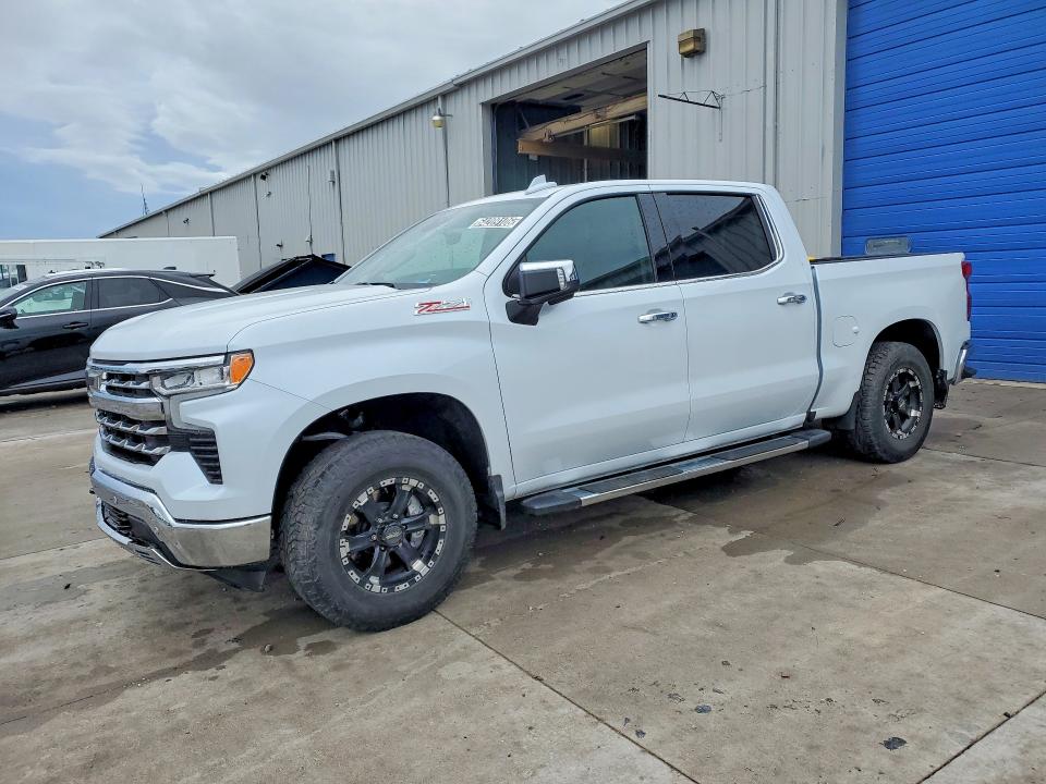 64209106 :رقم المزاد ، 1GCUKGED7TZ262632 vin ، 2026 Chevrolet Silverado مزاد بيع