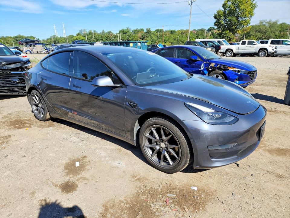 Продажа на аукционе авто 2021 Tesla Model 3, vin: 5YJ3E1EA2MF923271, номер лота: 70420896