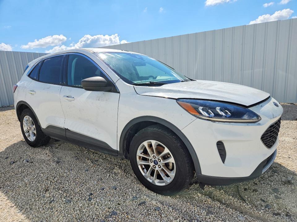 69306716 :رقم المزاد ، 1FMCU0G68NUA17295 vin ، 2022 Ford Escape مزاد بيع