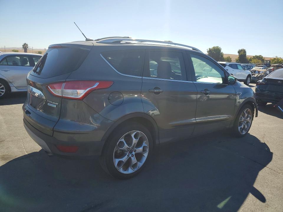 Продажа на аукционе авто 2015 Ford Escape, vin: 1FMCU0J94FUA63226, номер лота: 70676746