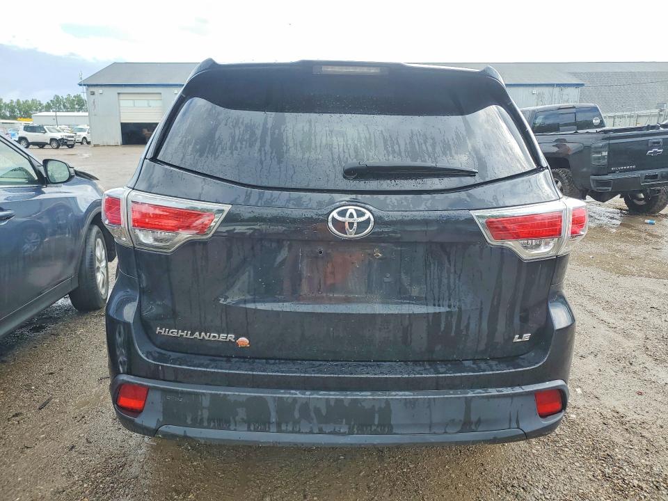 67818026 :رقم المزاد ، 5TDZARFH8FS015082 vin ، 2015 Toyota Highlander مزاد بيع